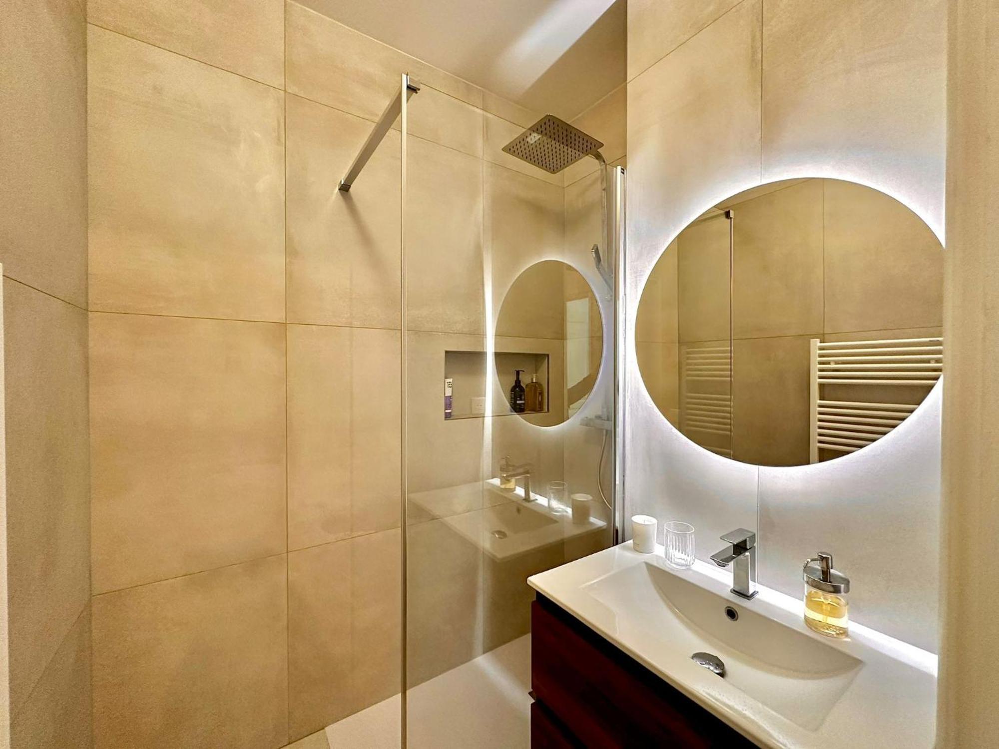 Le Boudoir - 2 Pieces Et Parking Apartman Le Plessis-Robinson Kültér fotó